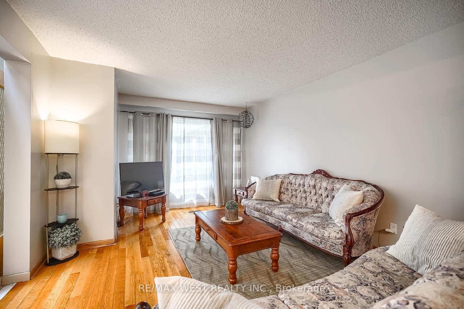 12 St Georges Boulevard photo 6