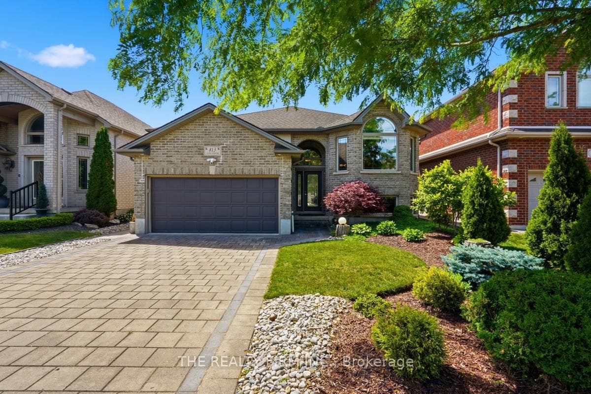 813 Leacock Way photo 1