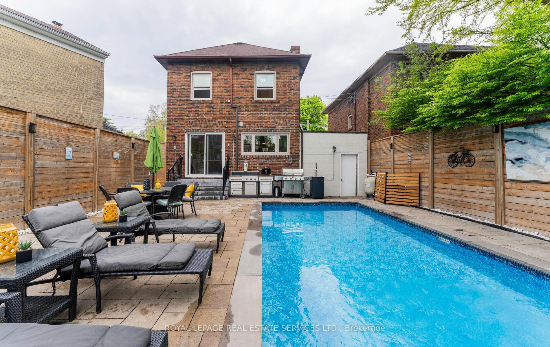 Full outdoor kitchen with bbq