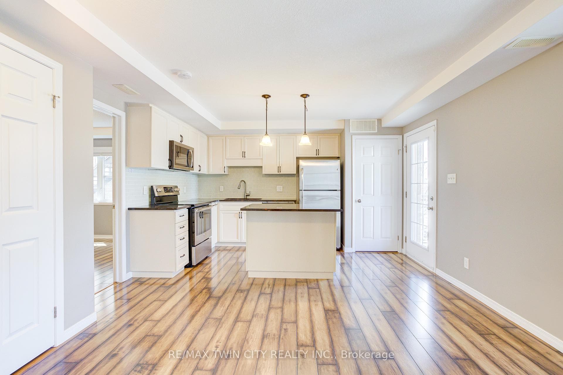 1460 Highland Road Unit 5F photo 5