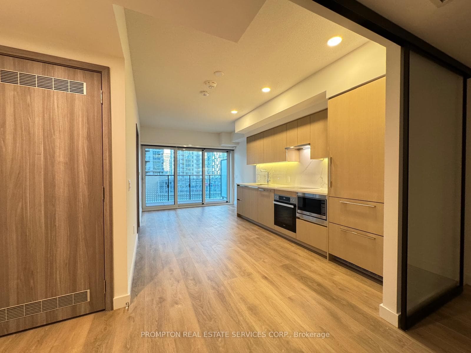 1 Concord Cityplace Way Unit 317 photo 1