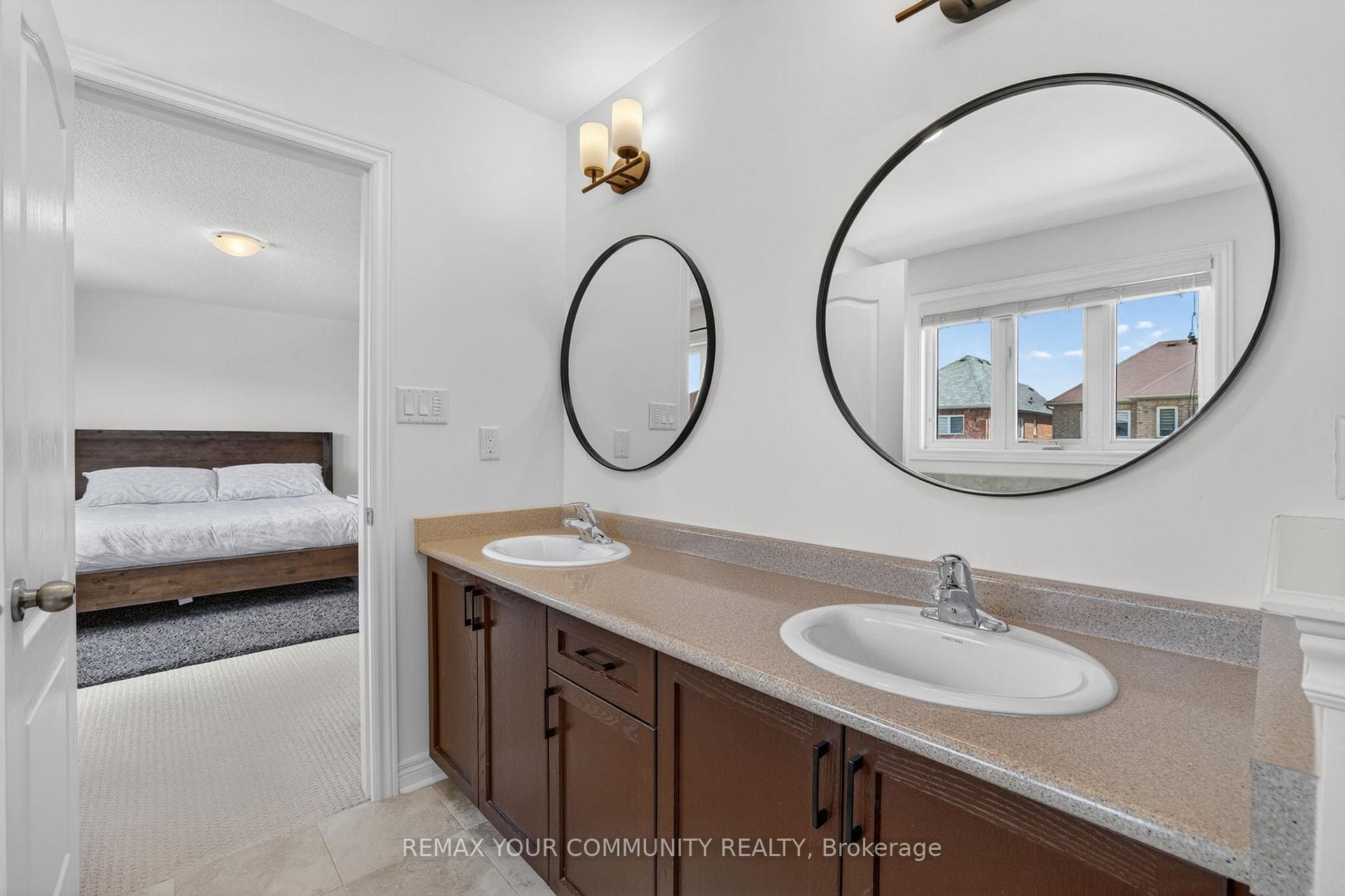 668 West Park Avenue photo 24