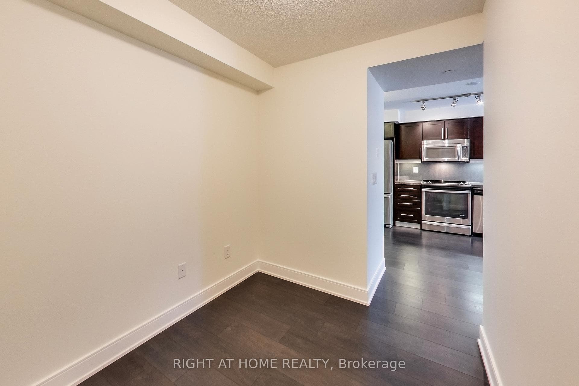 525 Adelaide Street Unit 327 photo 14
