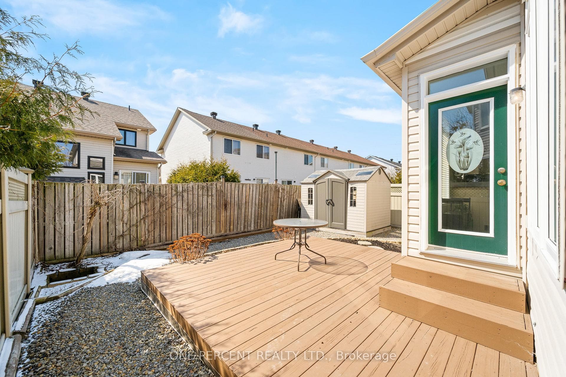 2113 Hallendale Street photo 41