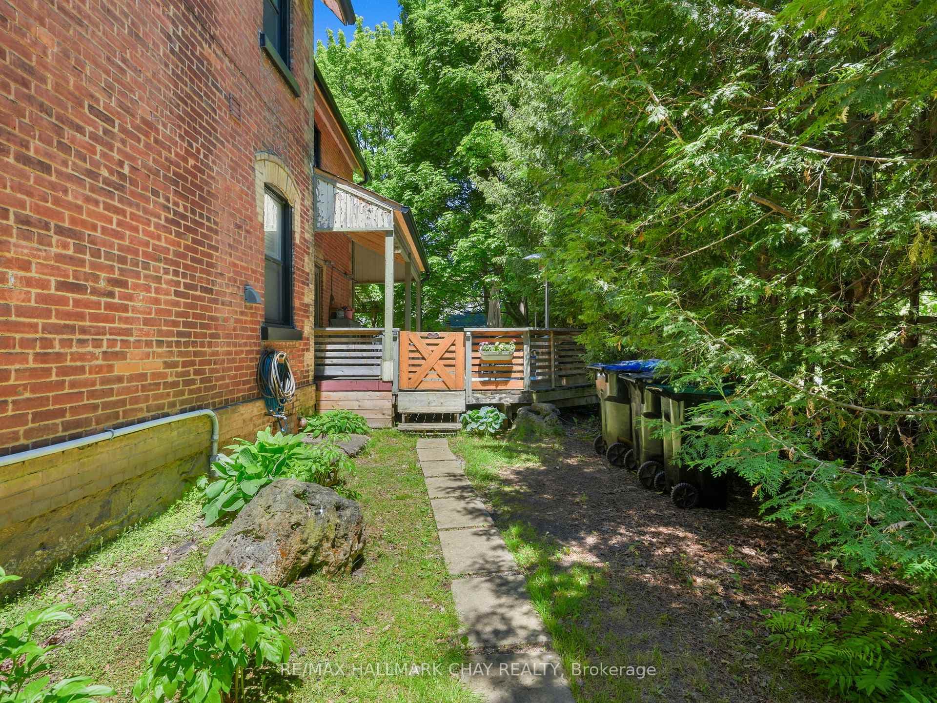134 Victoria Street photo 38