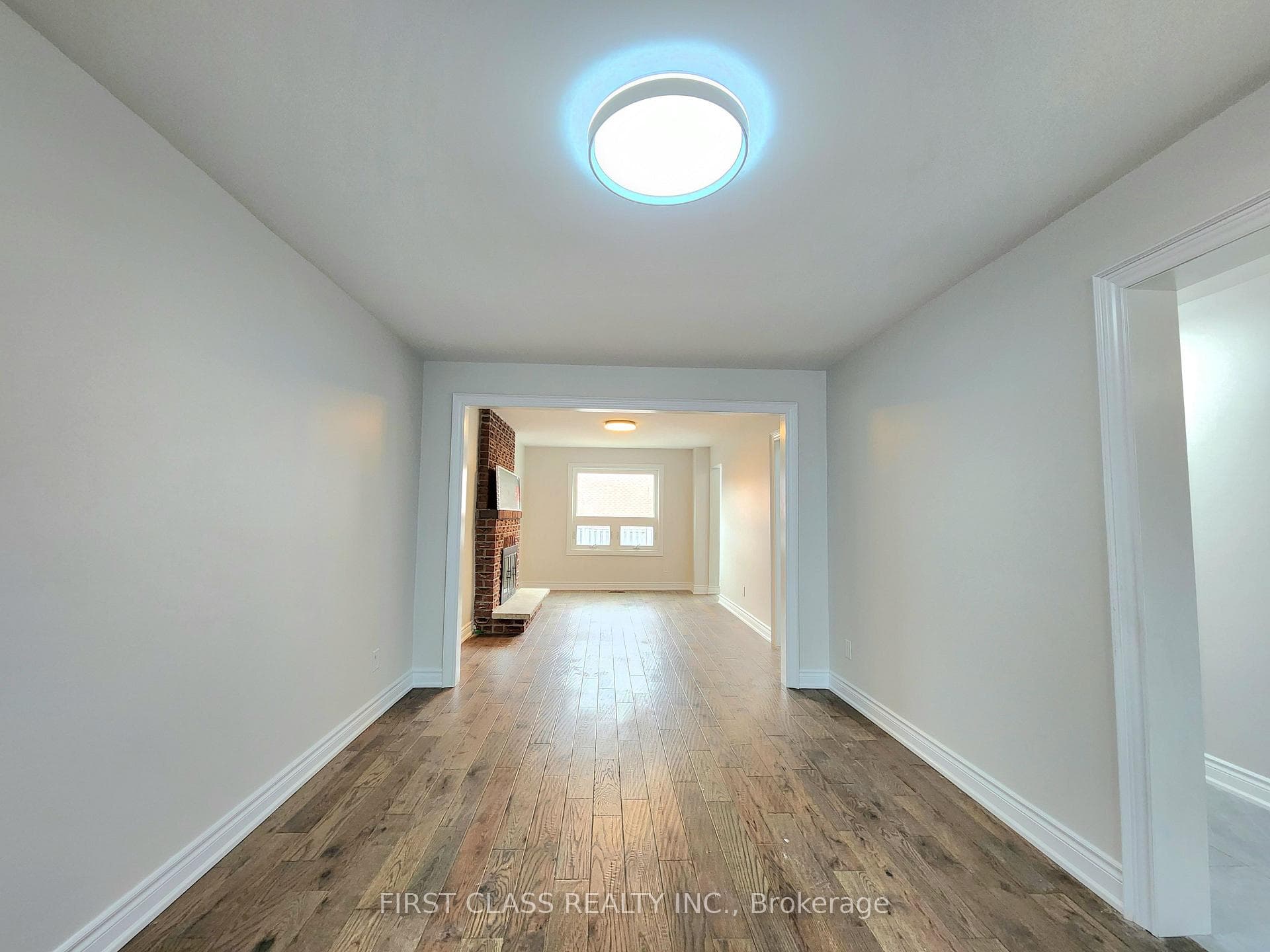 15 Strathmore Drive photo 4