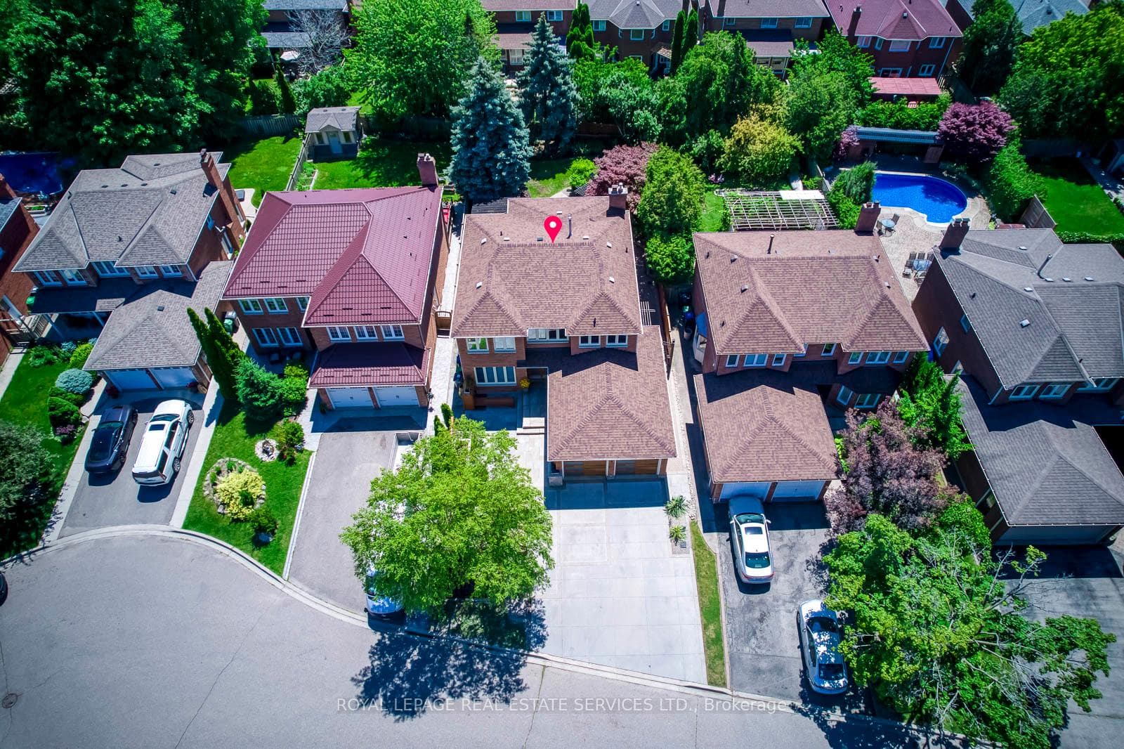 300 Canital Court photo 47