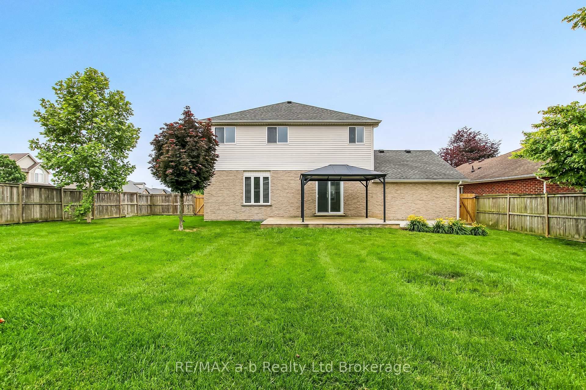 39 Primrose Drive photo 5