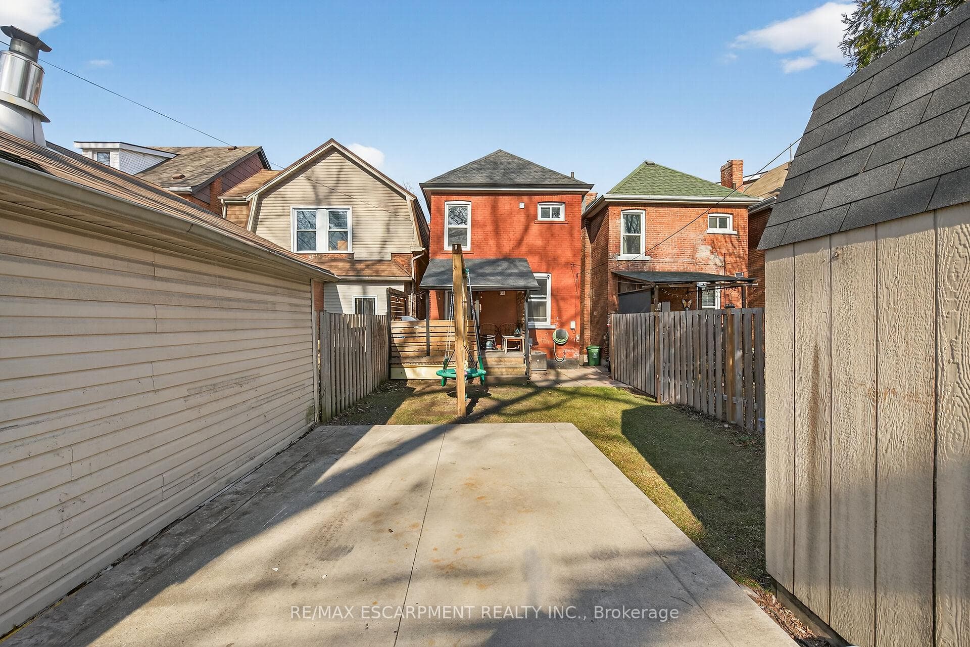 179 Burris Street photo 40