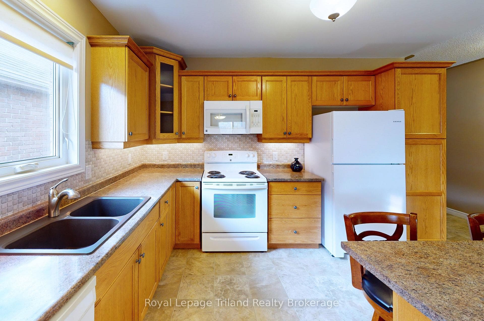 23 Hogarth Drive photo 7