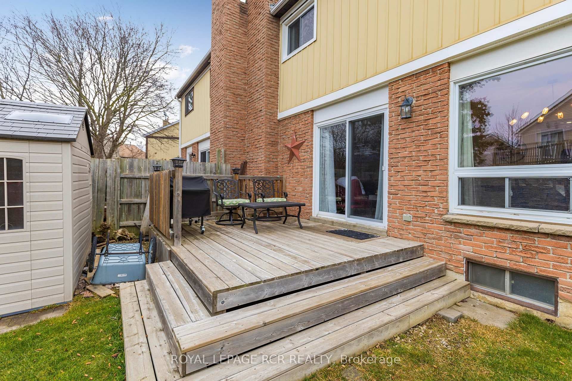 28 Laurier Court photo 28
