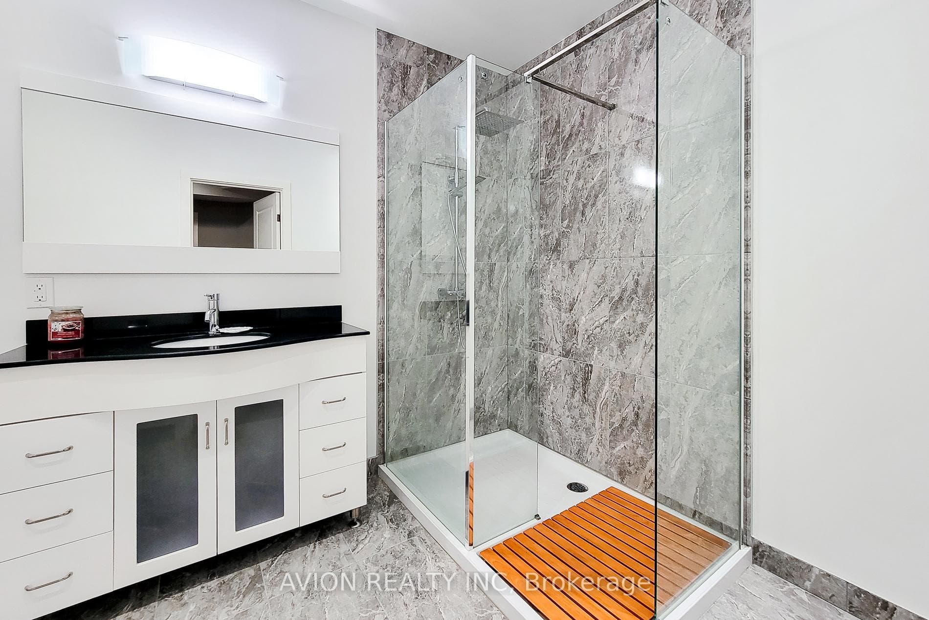 158 CHAMBERS Drive photo 42