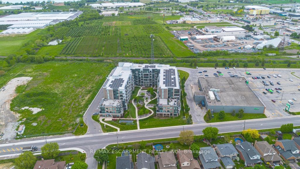 5055 Greenlane Road Unit 340 photo 24