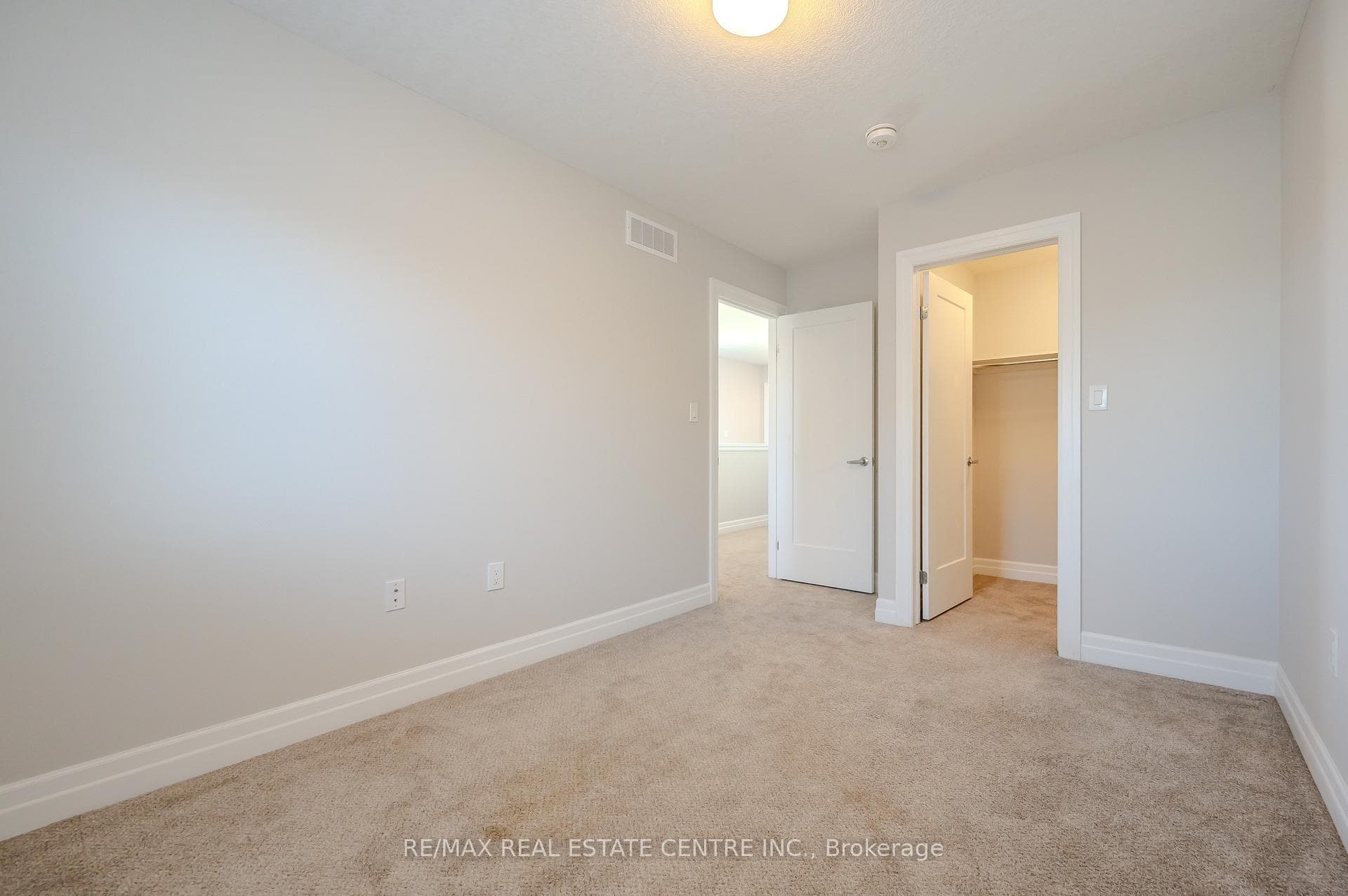 97 Nieson Street photo 22