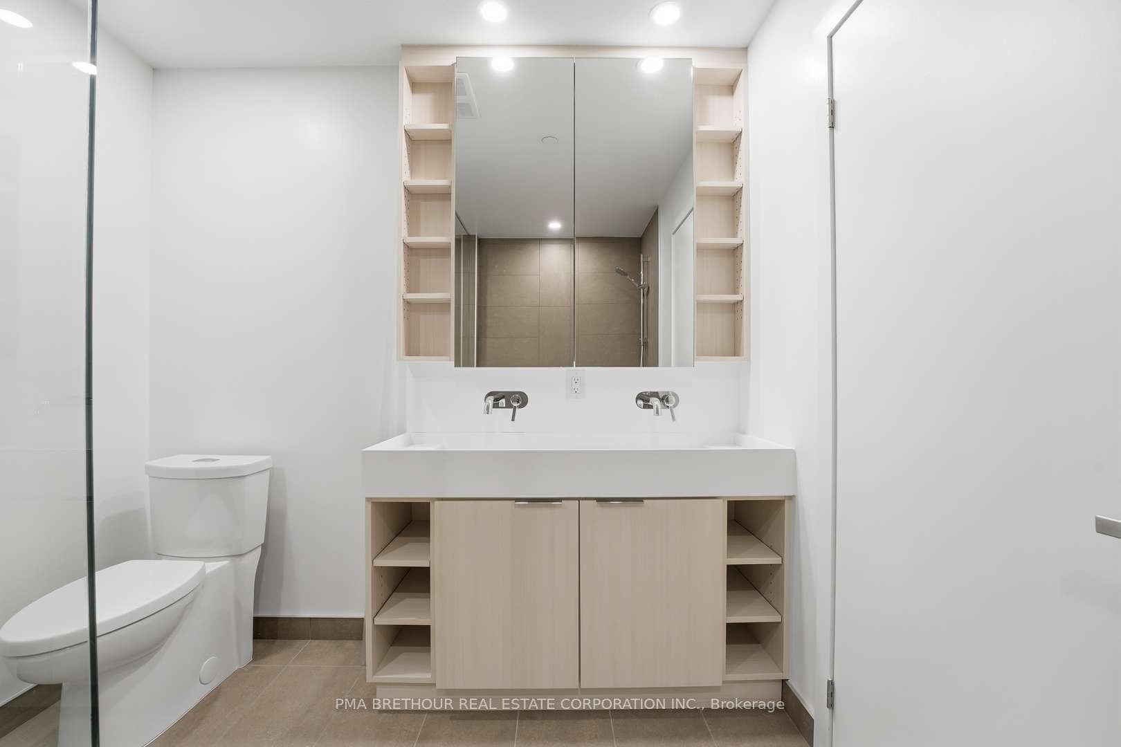 370 Martha Street Unit 2105 photo 21