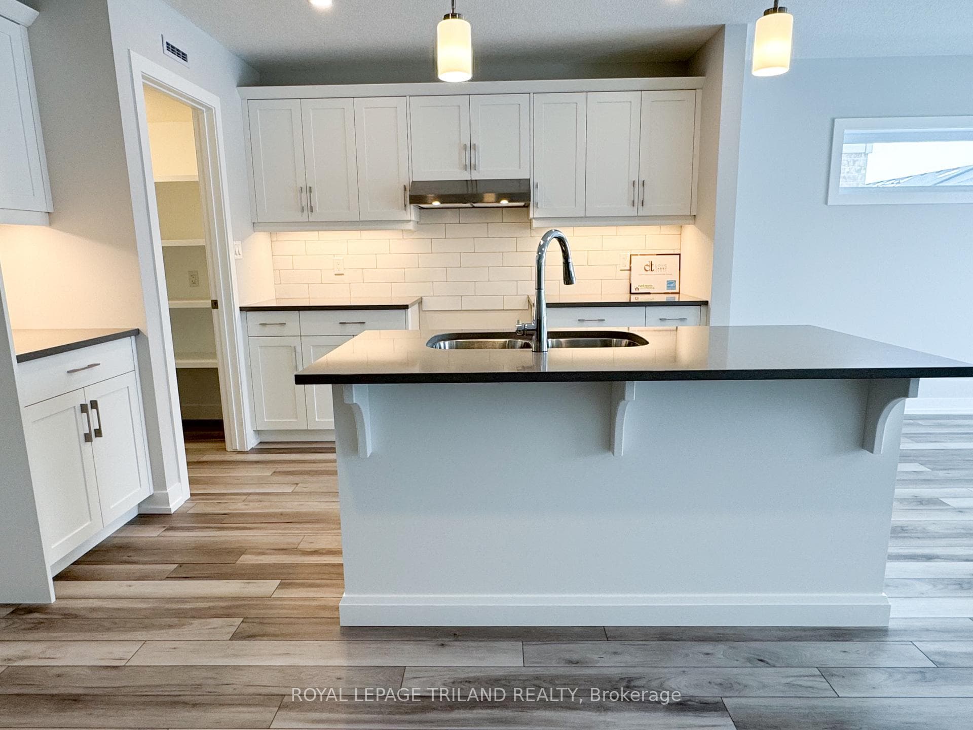 110 Styles Drive photo 9