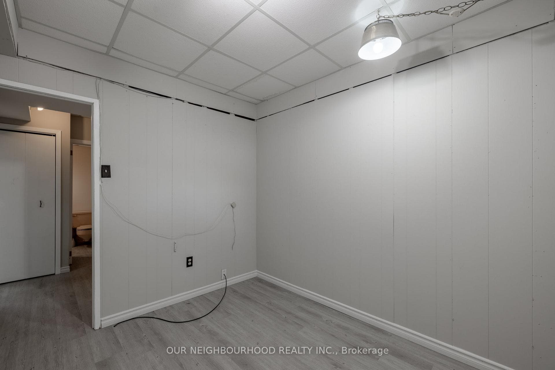 Bedroom/Den/Office