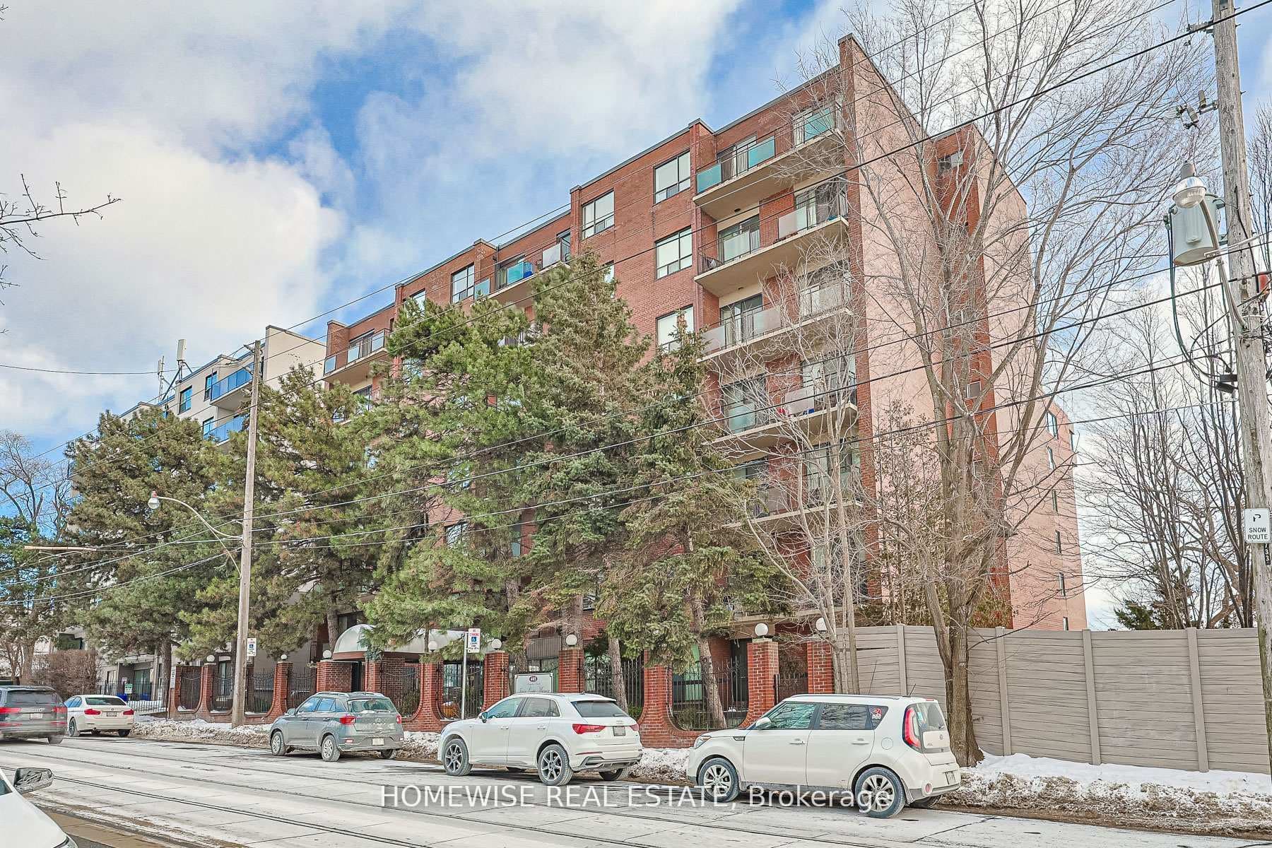 485 Kingston Road Unit 604 photo 1