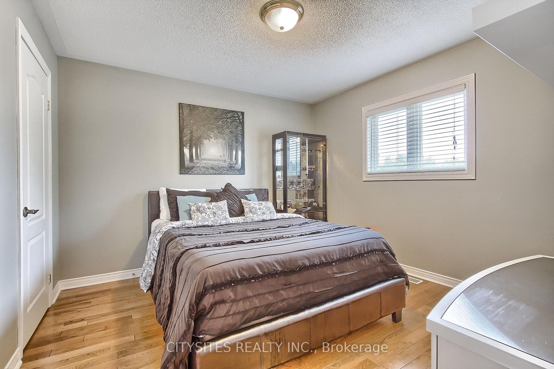 1007 Leslie Drive photo 27