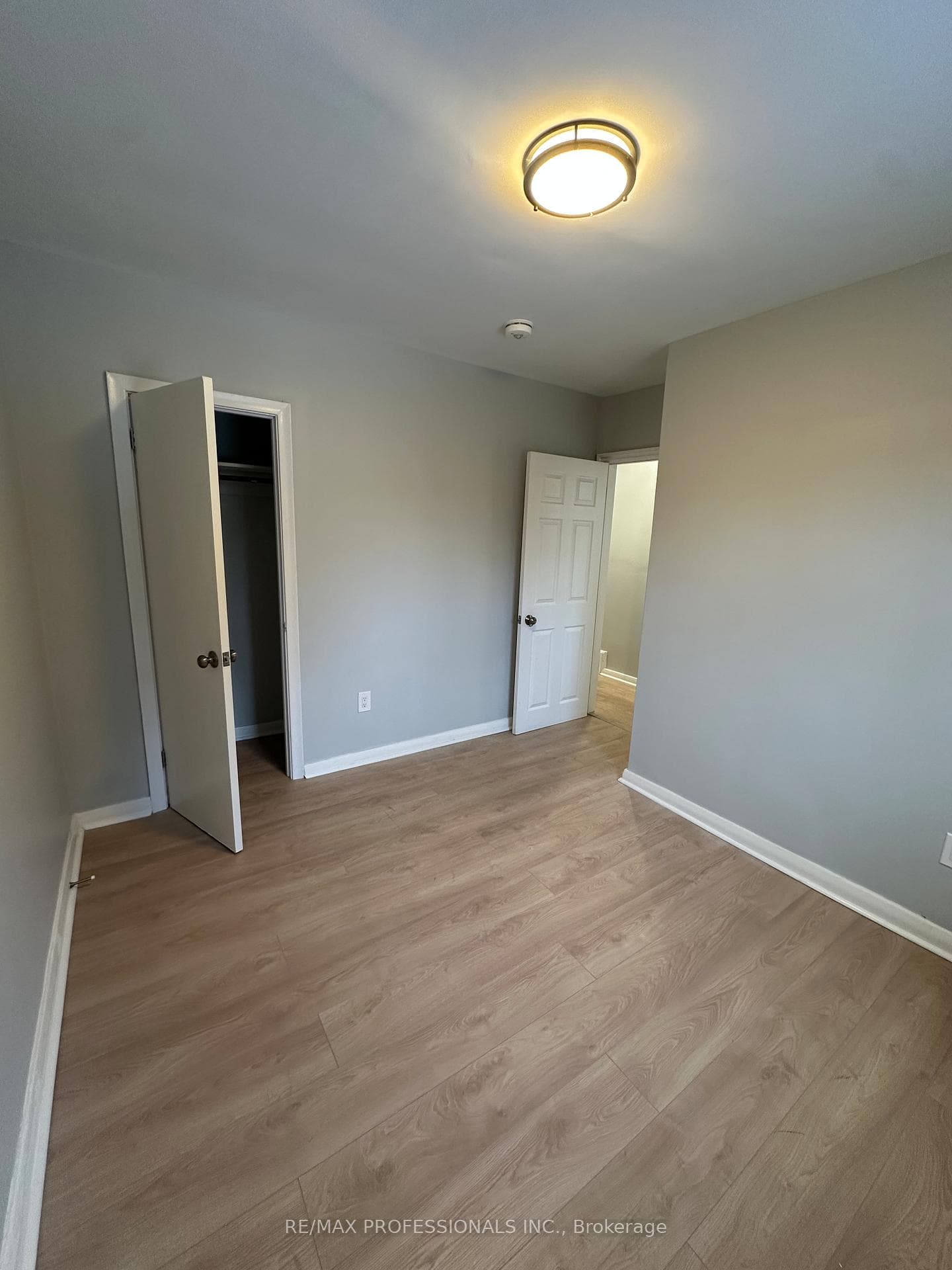 31 Treeview Drive Unit Main Floor photo 17