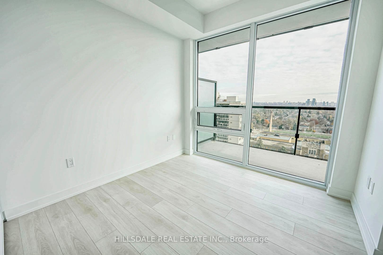 127 Broadway Avenue Unit 1712 photo 13