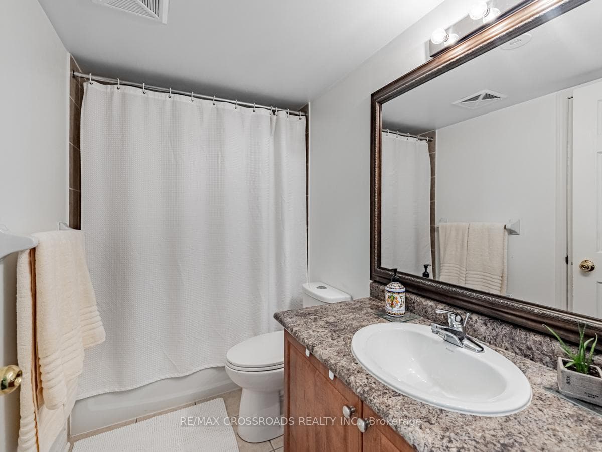 3037 Finch Avenue Unit 2084 photo 19