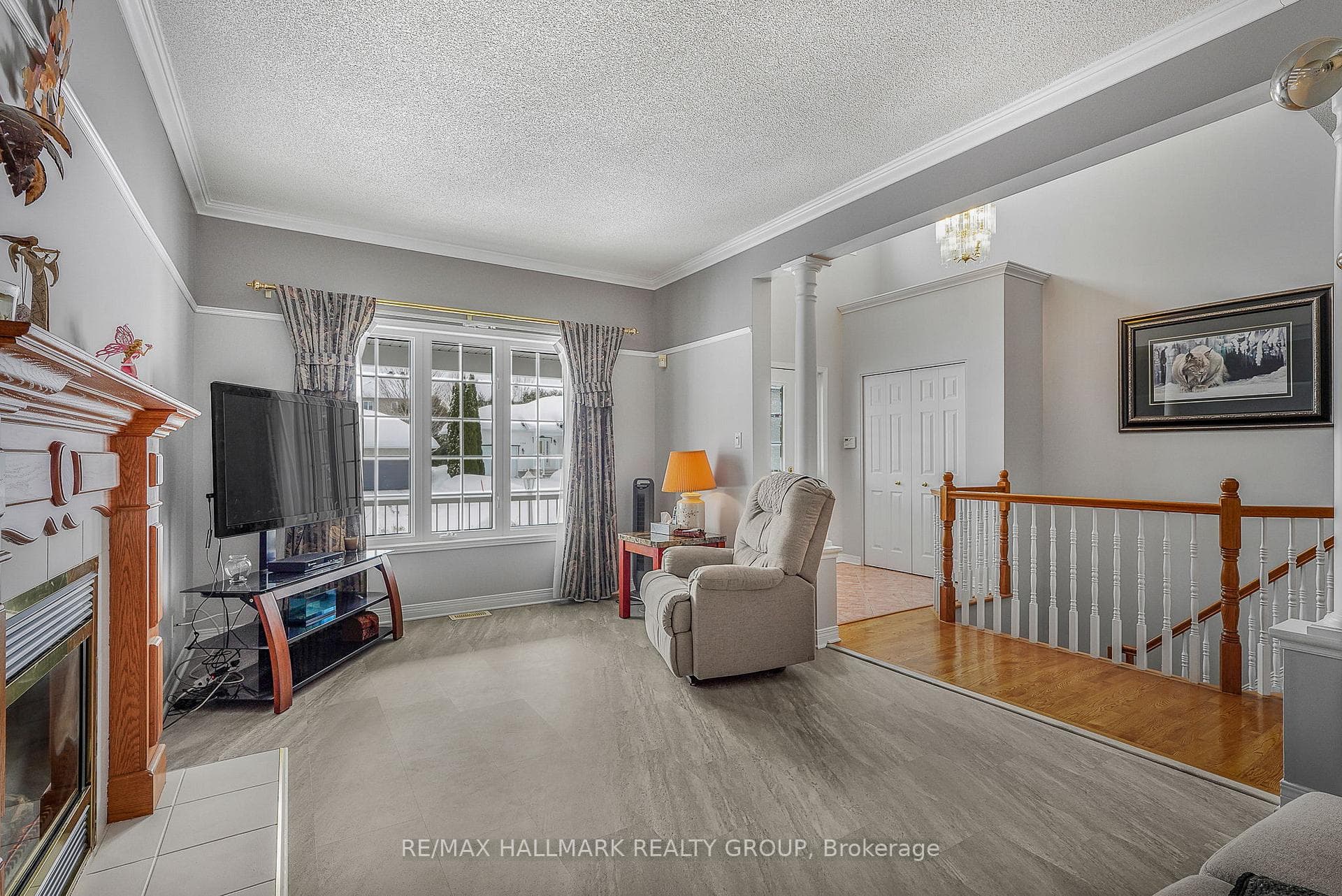 1103 DES PINS Avenue photo 9