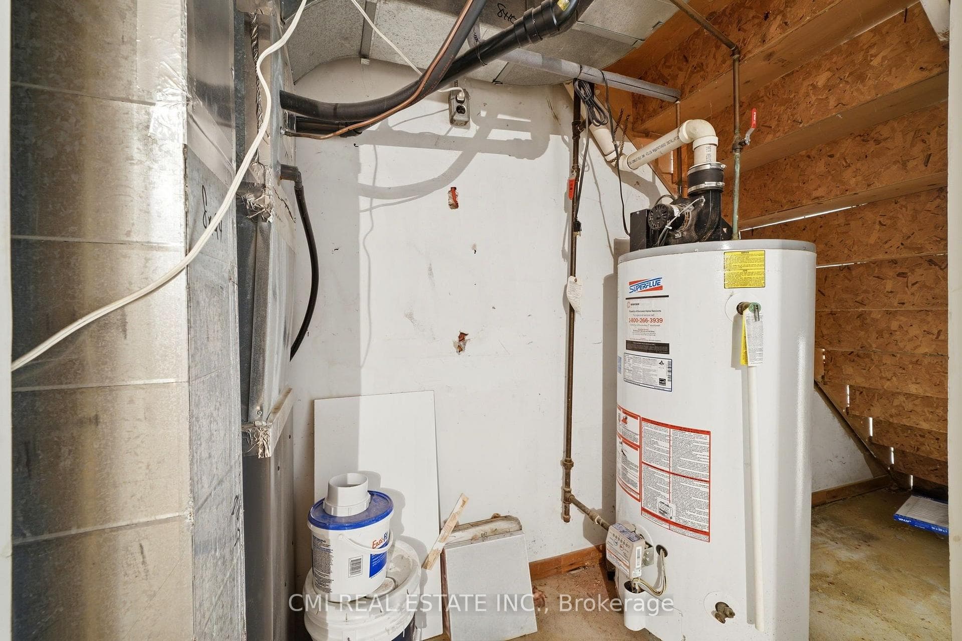 1 Mccuaig Court photo 36