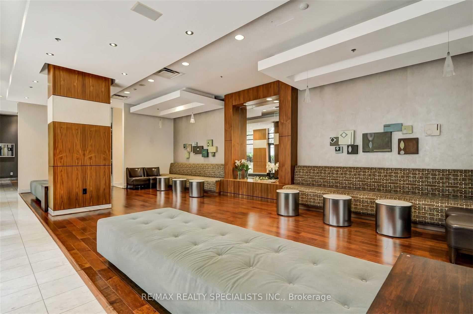 85 Bloor Street Unit 1507 photo 28