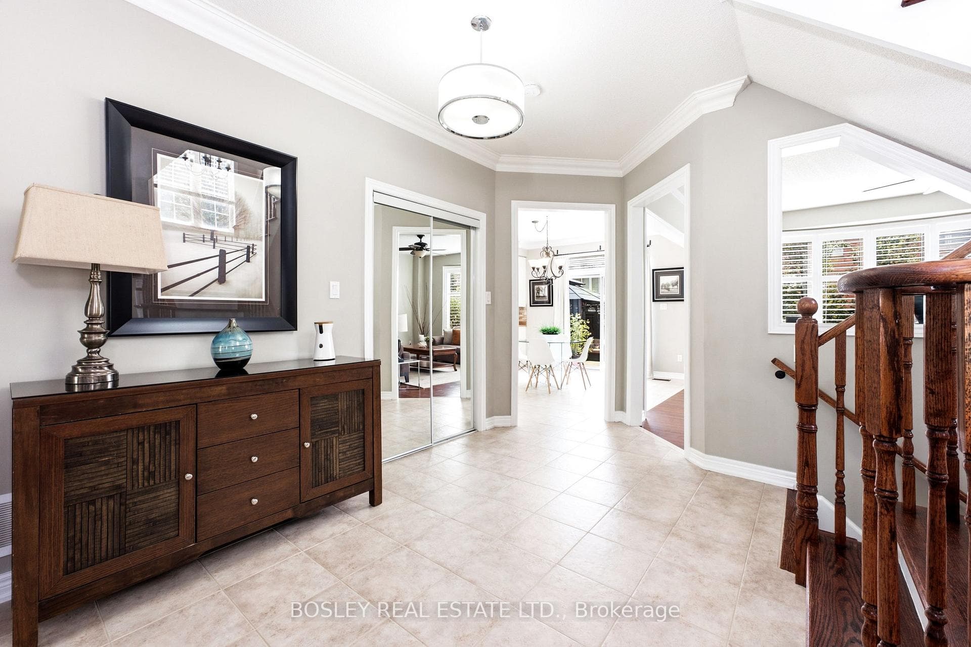 2160 Highcliffe Way photo 4