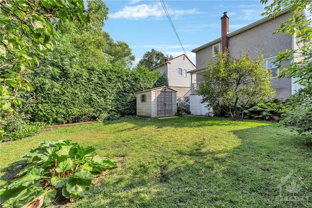 137 MARQUETTE Avenue photo 28
