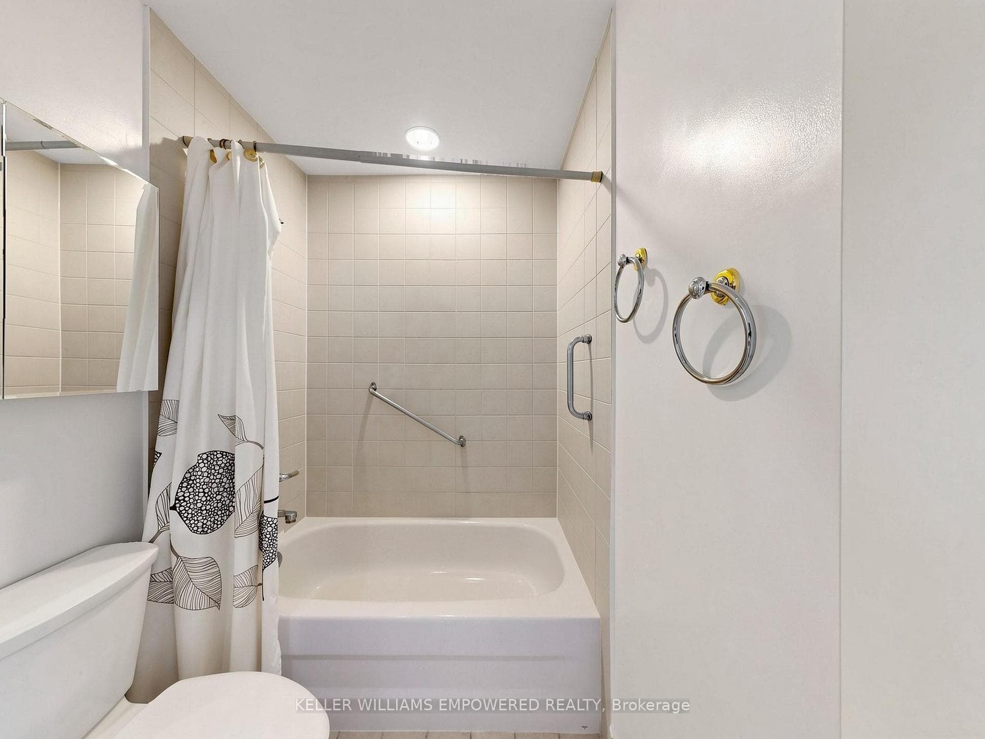 1 Leaside Park Drive Unit 316 photo 35