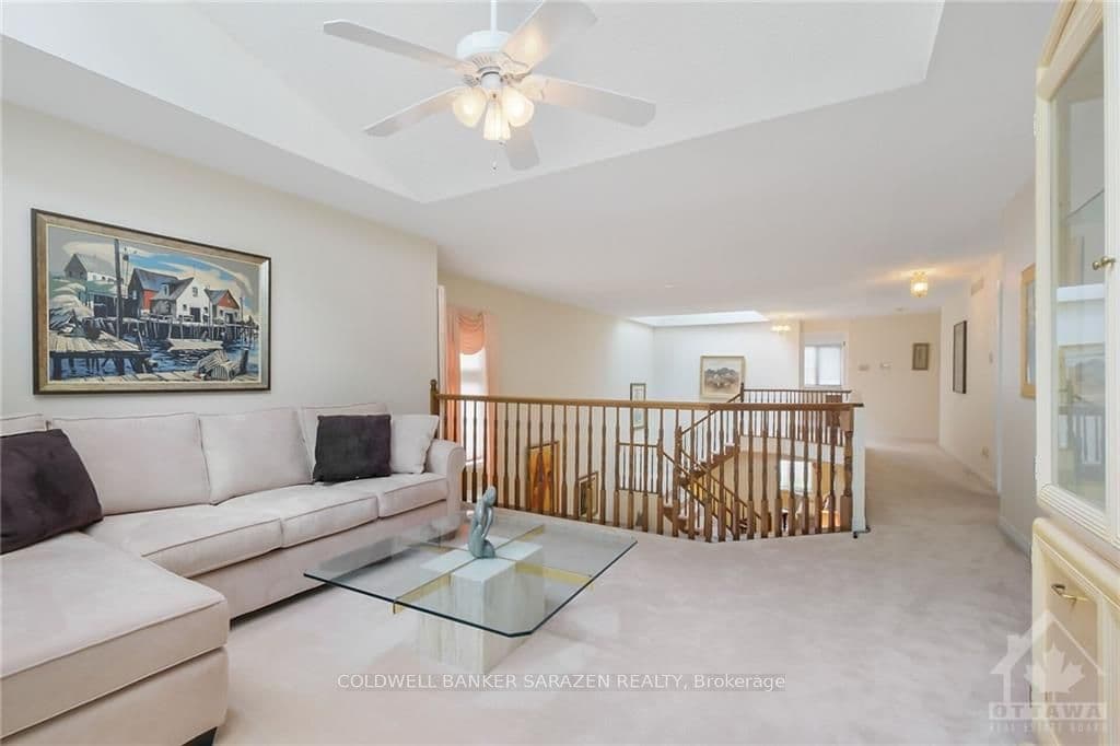 1679 AUTUMN RIDGE Drive photo 18