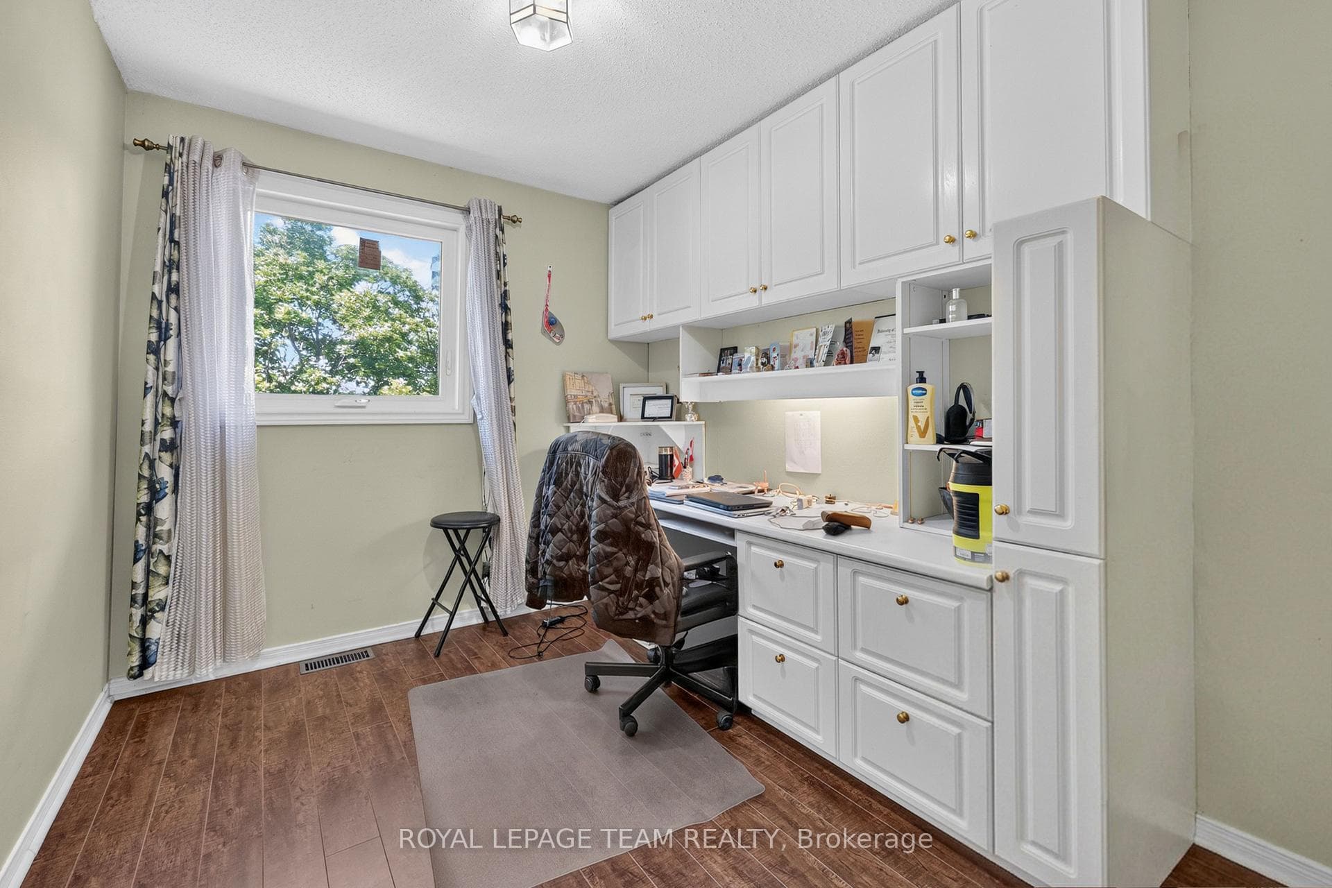 2086 Carling Avenue photo 21