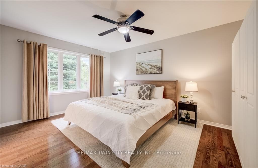 27 CHANDOS Drive photo 20
