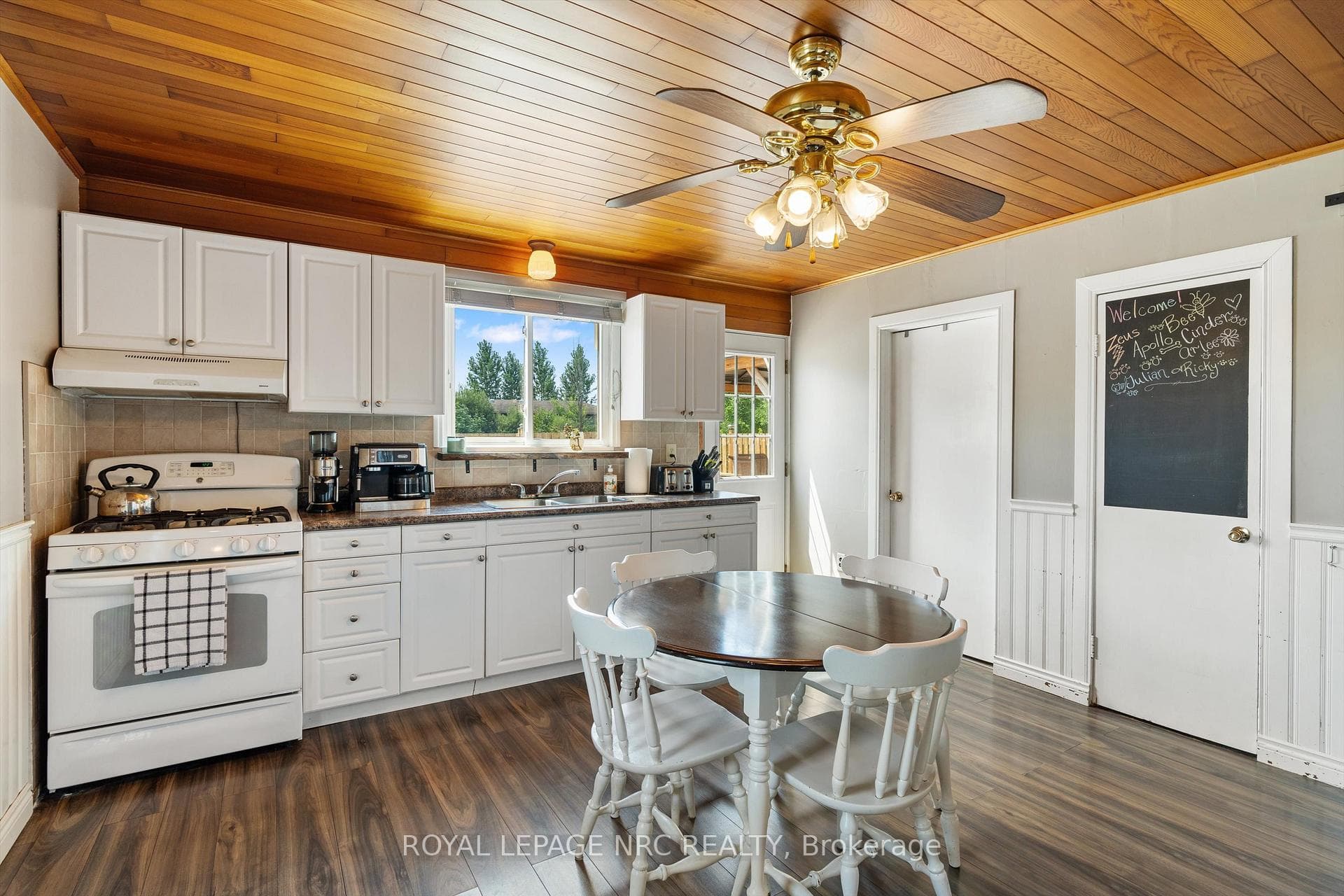 787 Doan's Ridge Road photo 6