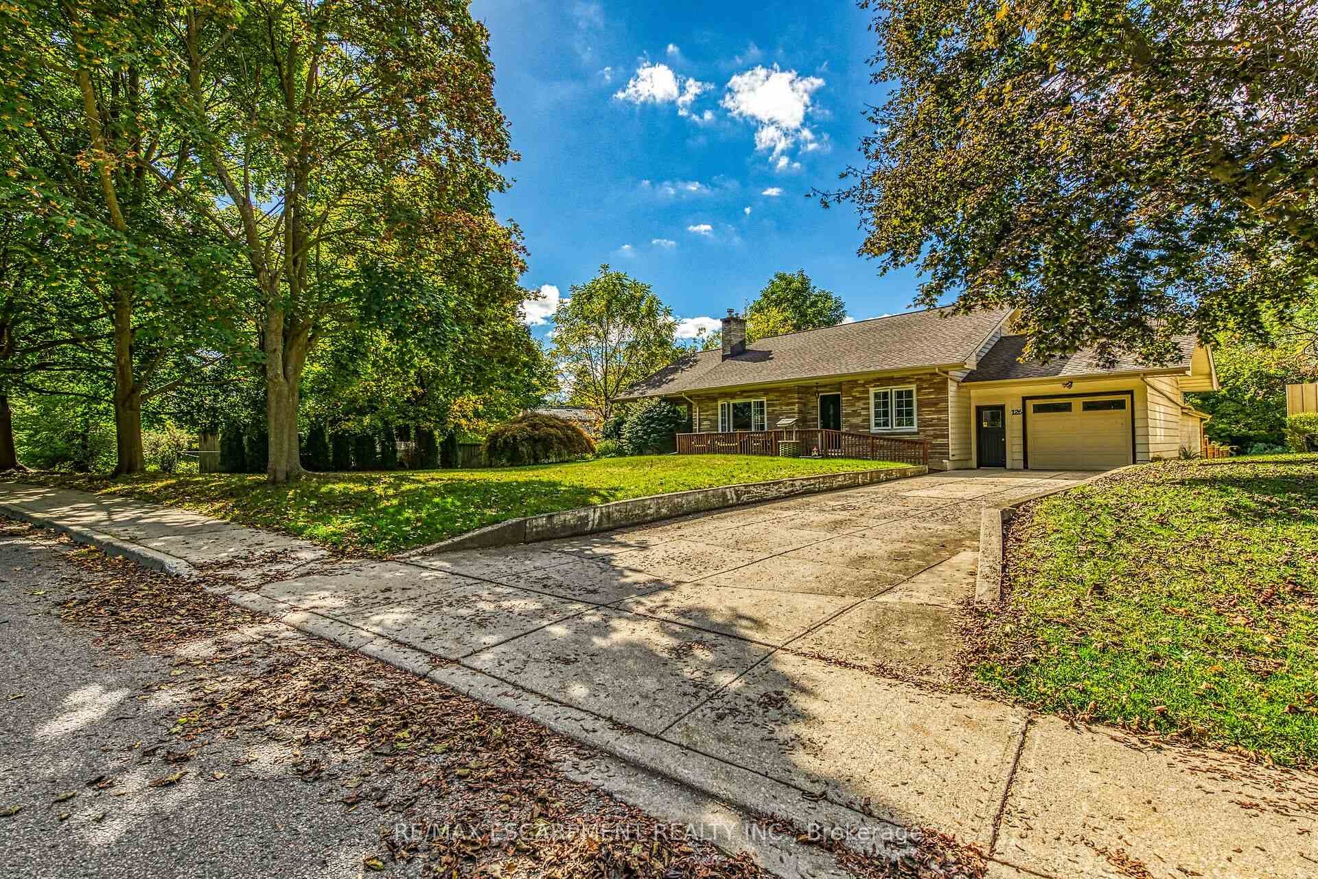 126 Wilson Drive photo 2