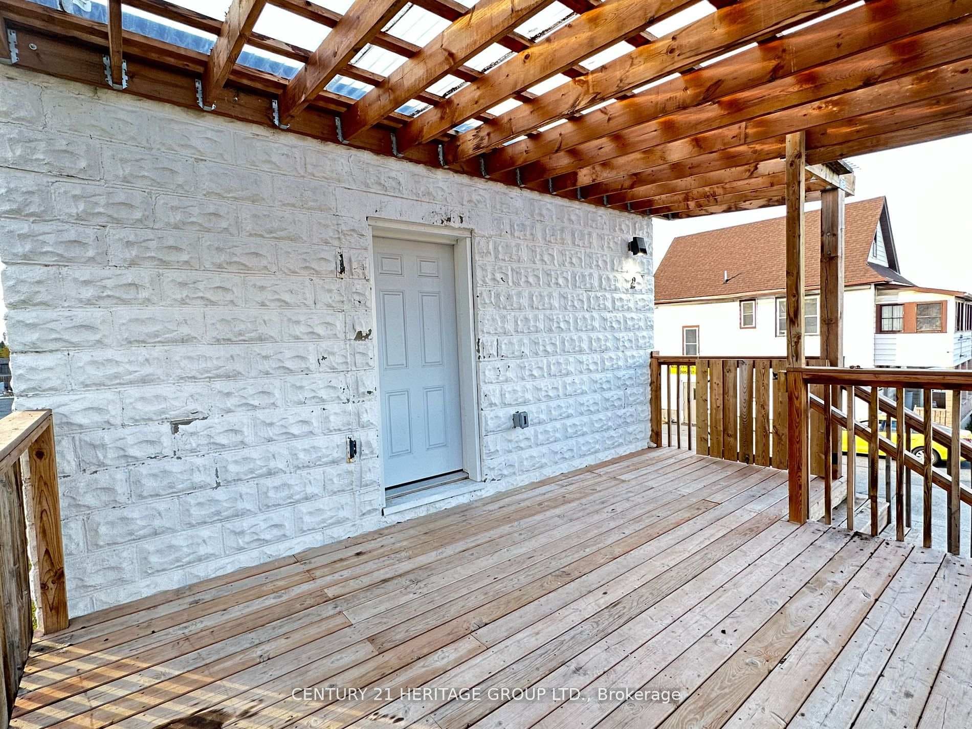 5002 Victoria Avenue photo 26