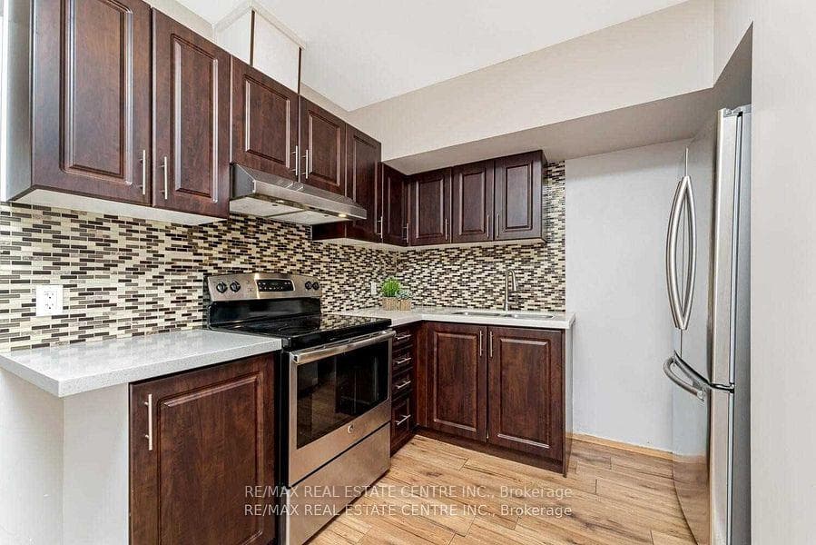 96 Mill Street Unit B photo 4