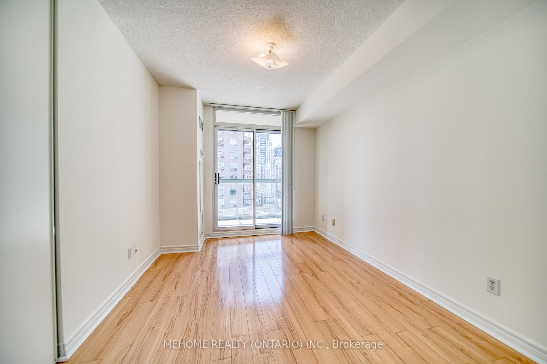 28 Empress Avenue Unit 1611 photo 20
