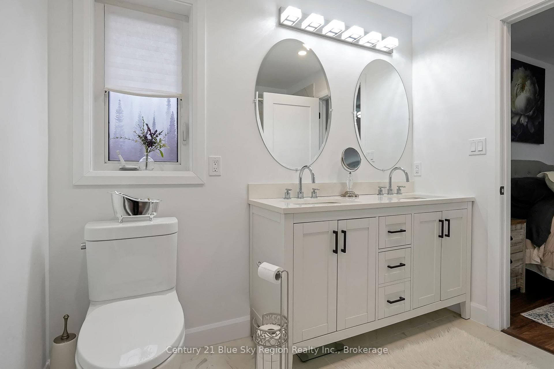 104 GREENWOOD Drive photo 32