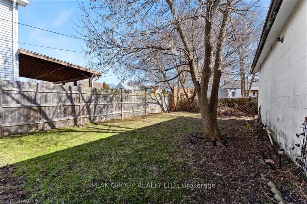 5266 STANLEY Avenue photo 25