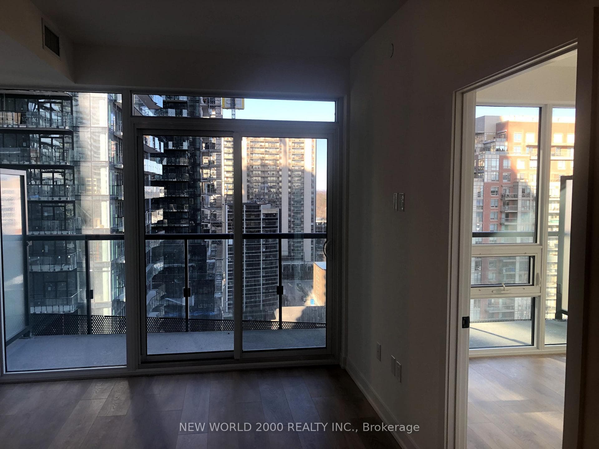 117 Broadway Avenue Unit 1306 photo 16