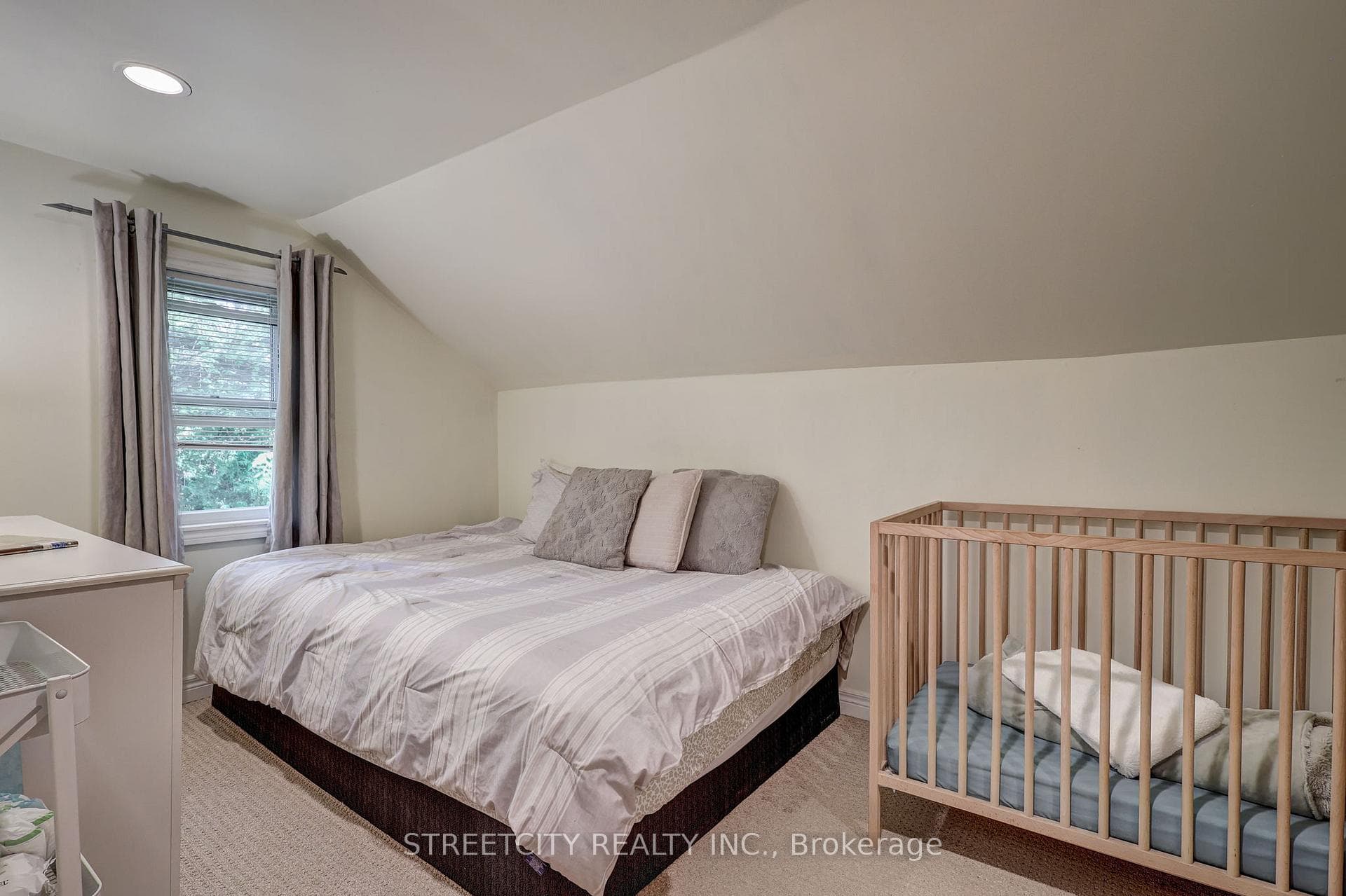35859 Waugh Street photo 29