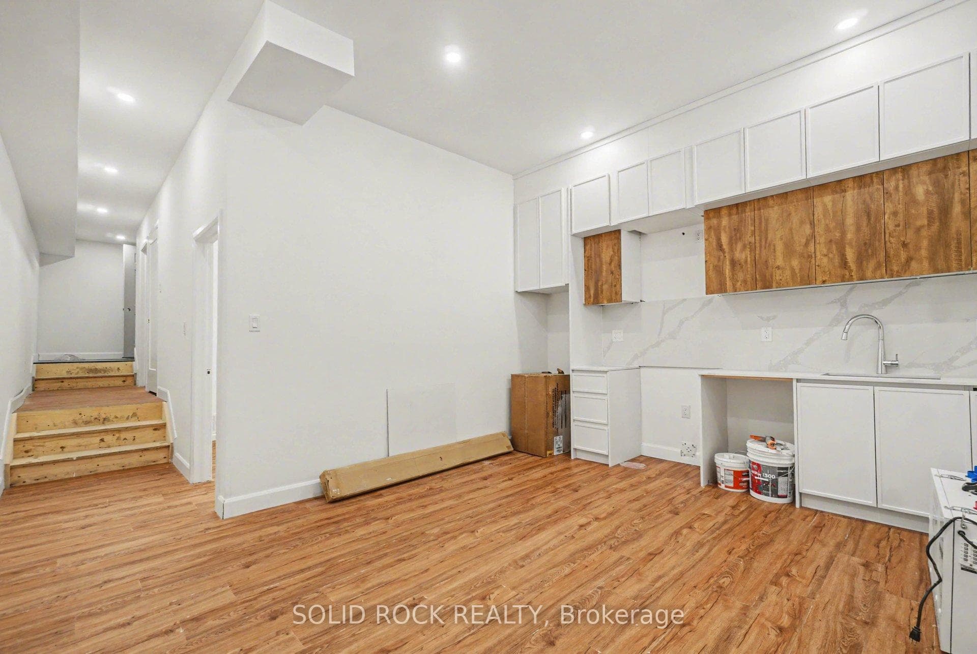 828 Alpine Avenue photo 31