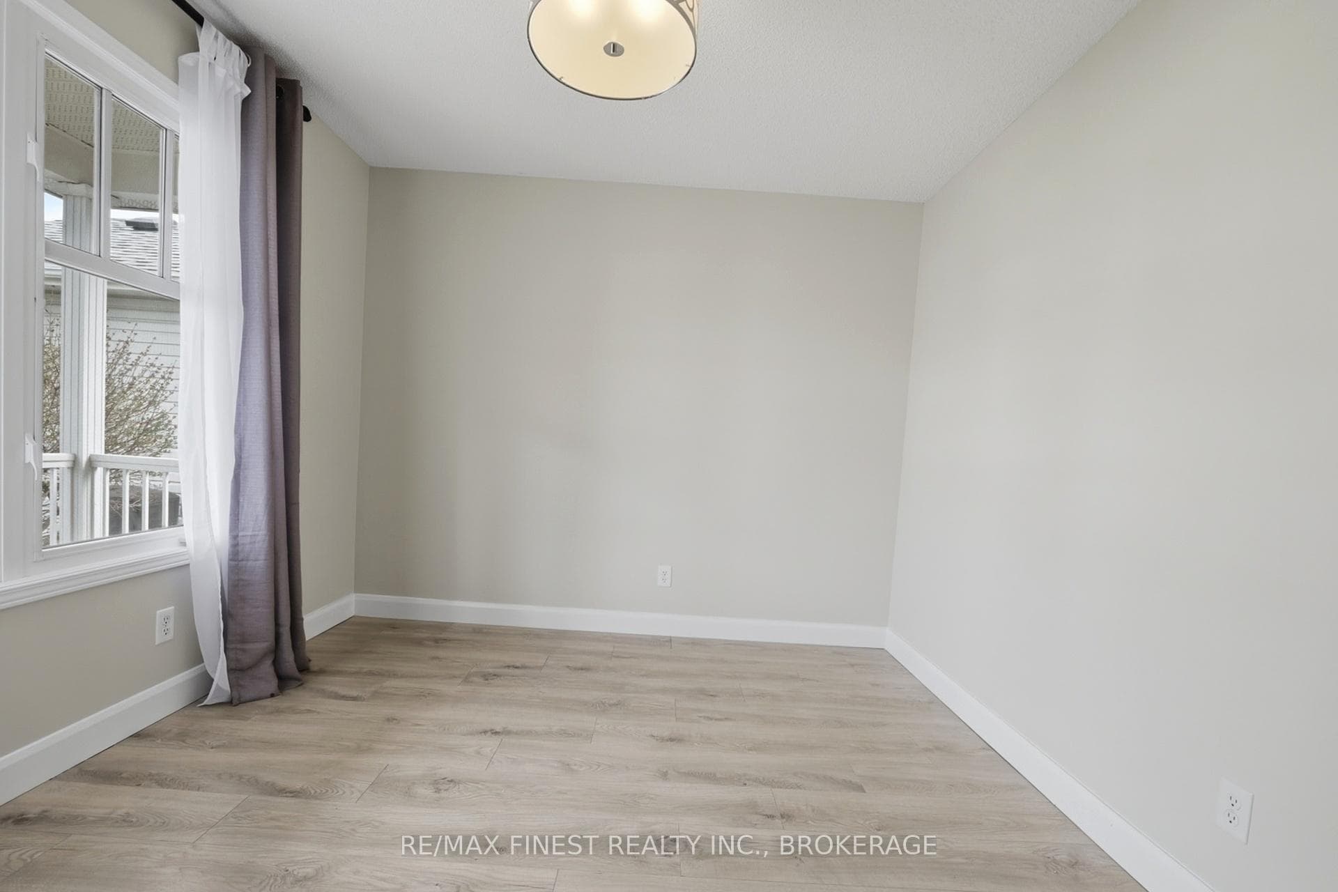 1223 Amanda Court photo 9
