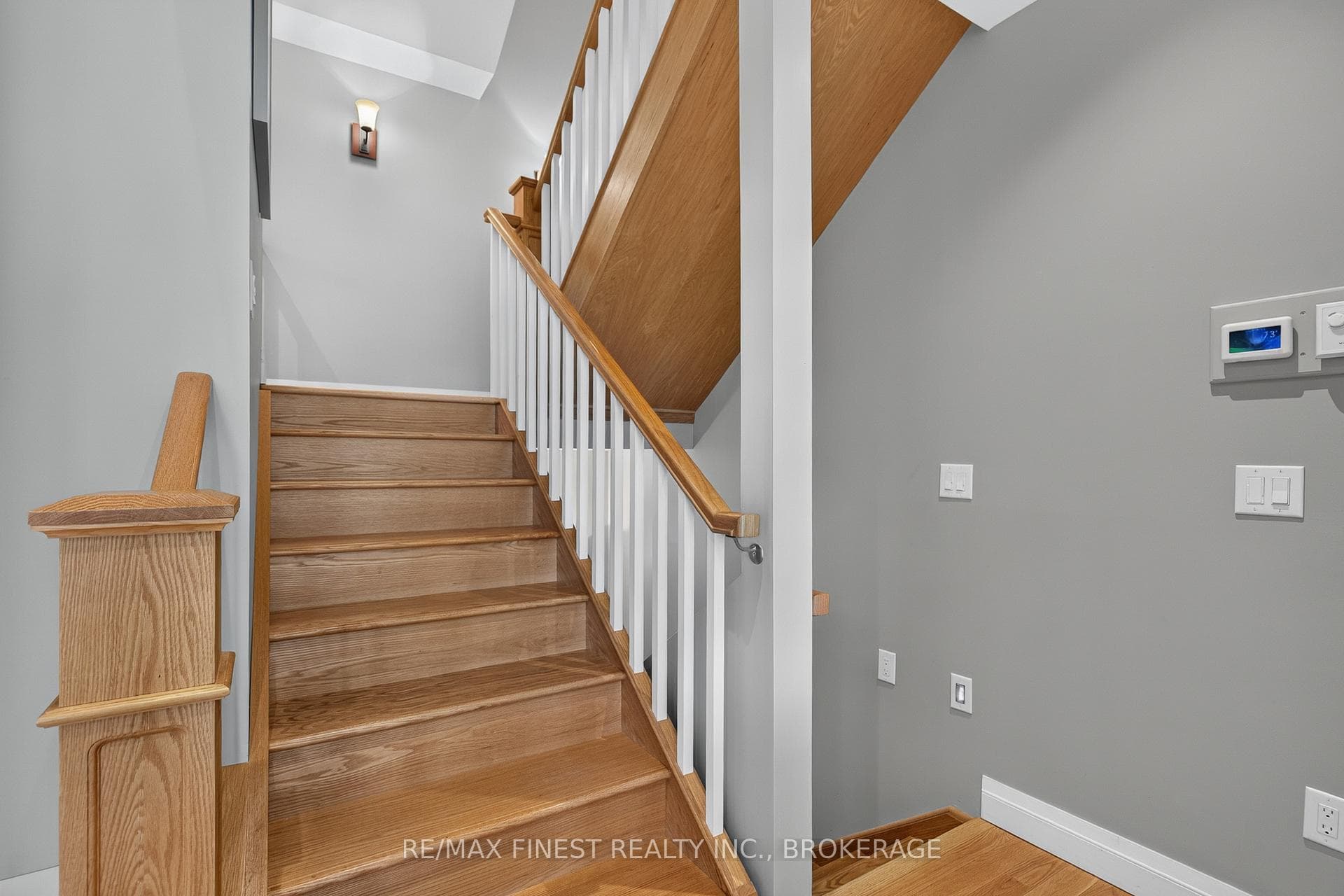 503 Deerview Drive photo 28