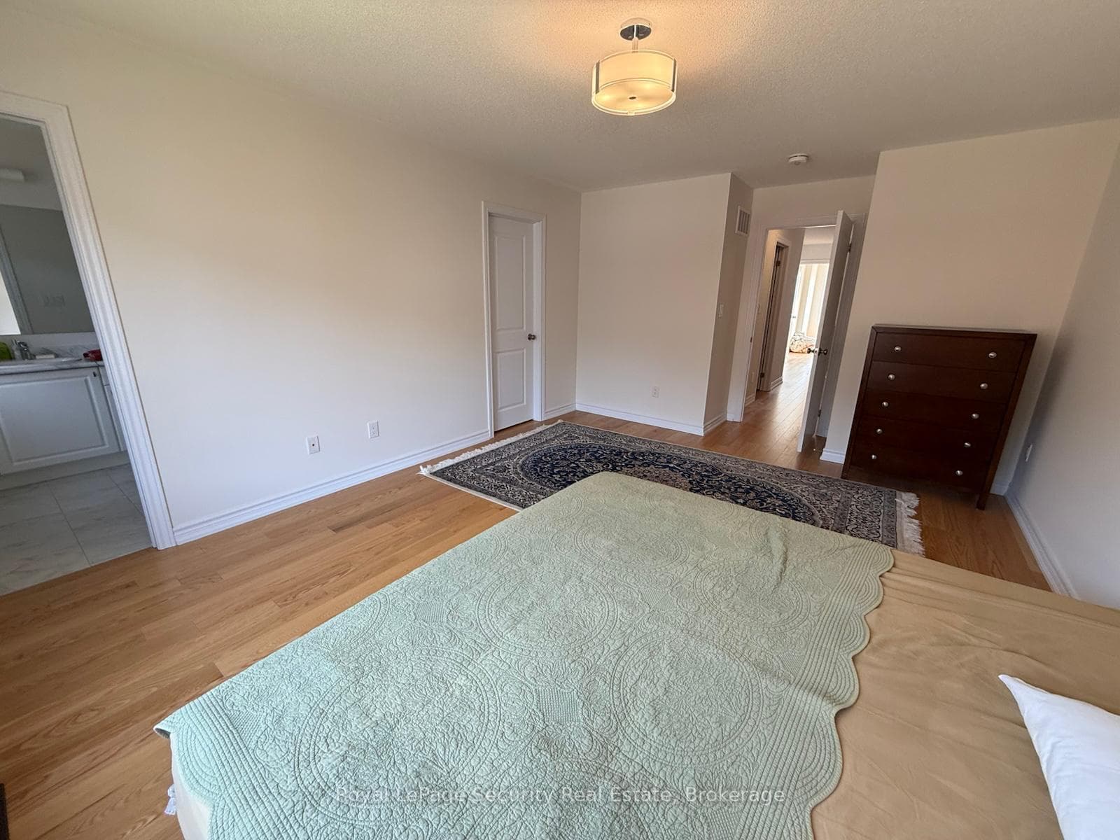 88 Leney Street photo 14