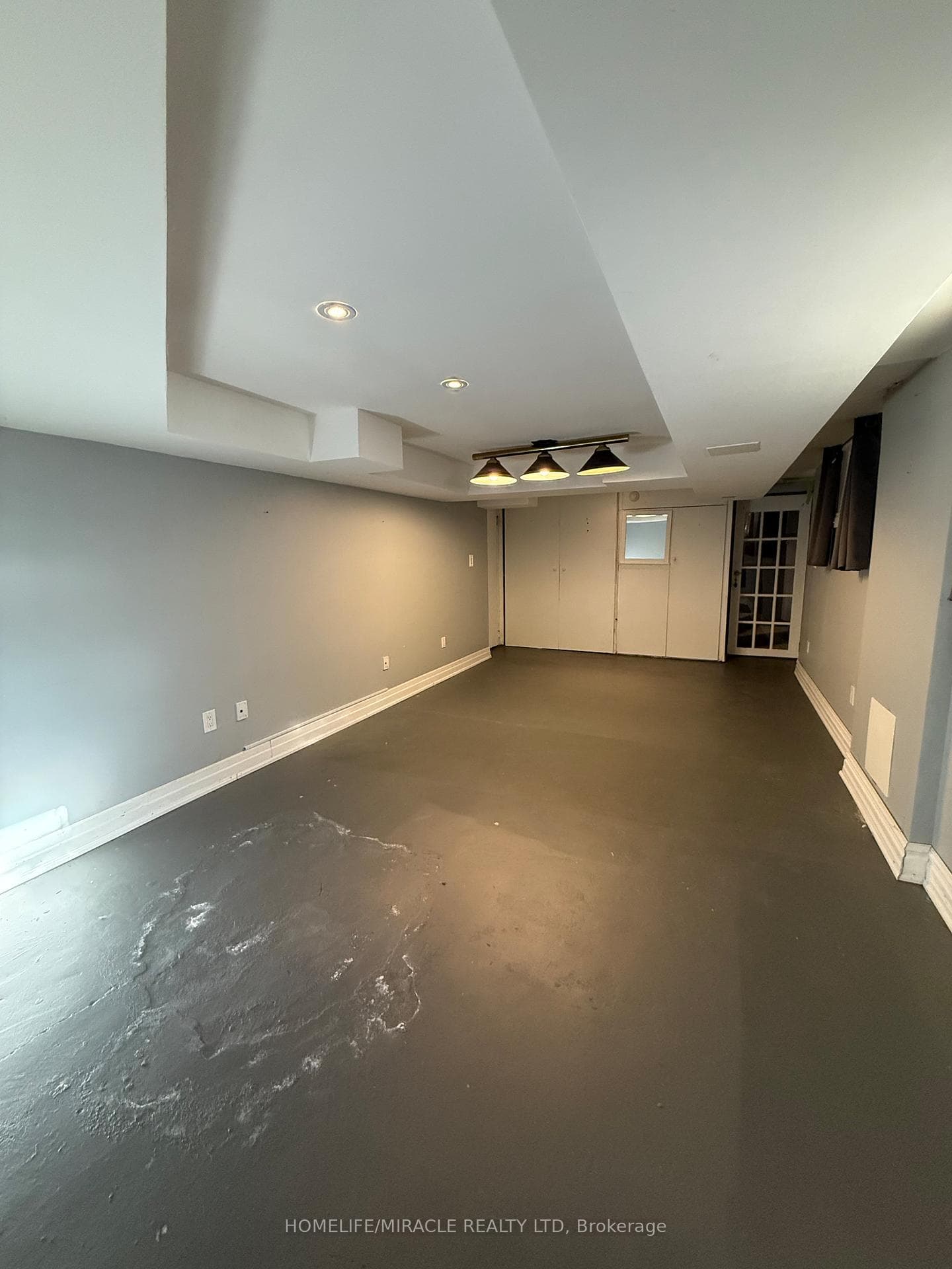 10 Yorkton Boulevard photo 32