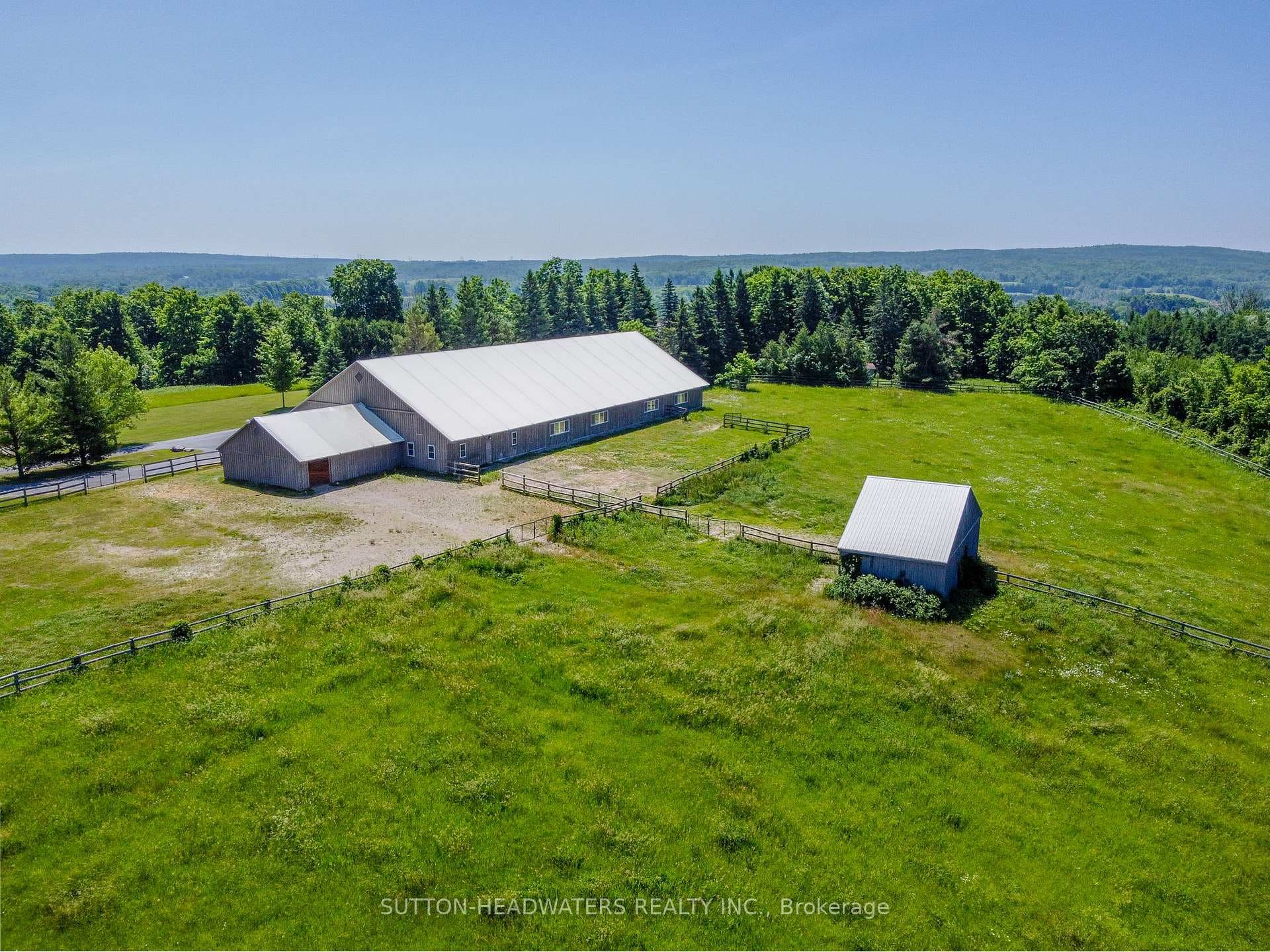 240 Leach Road photo 40